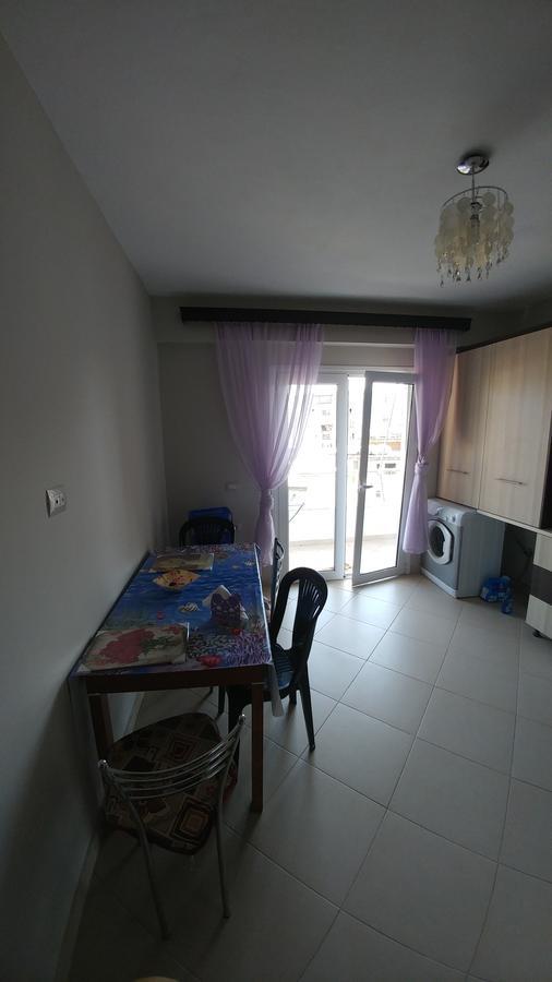 Mona'S Hostel Sarande Exterior photo